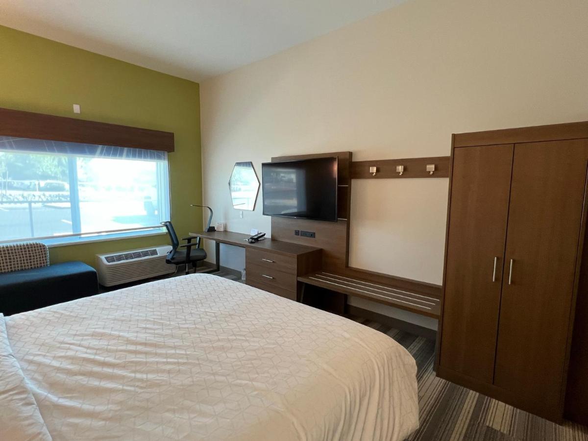 Holiday Inn Express & Suites - Ukiah By Ihg ภายนอก รูปภาพ