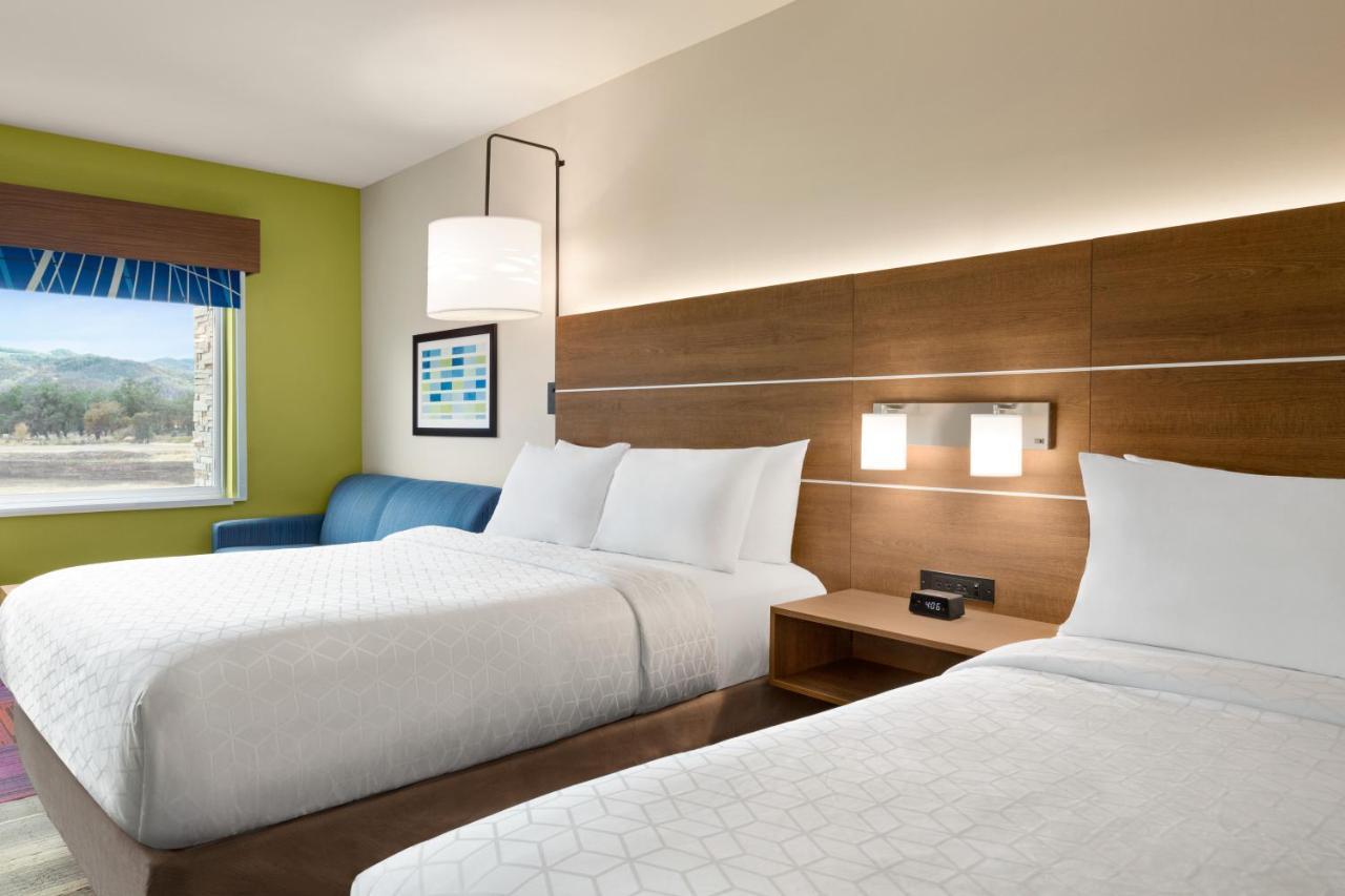 Holiday Inn Express & Suites - Ukiah By Ihg ภายนอก รูปภาพ