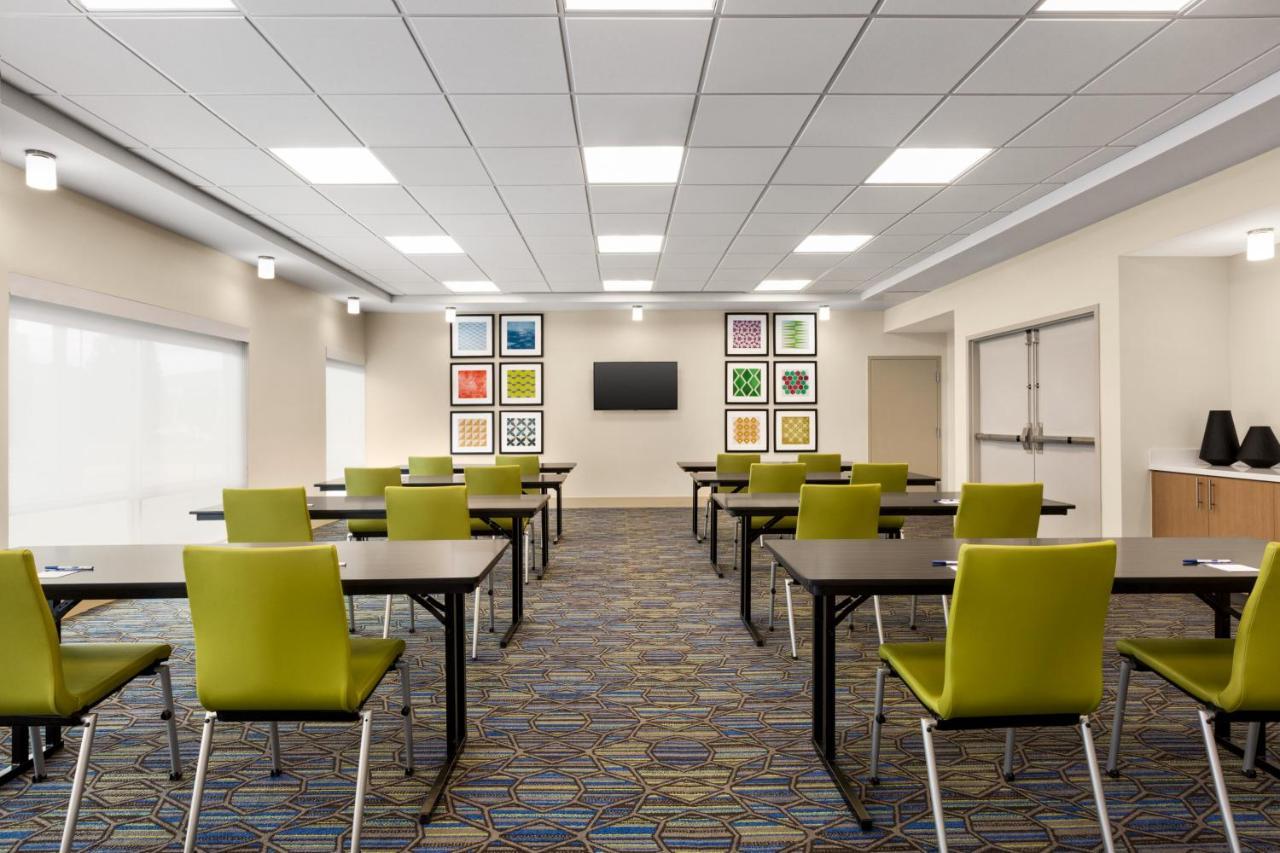Holiday Inn Express & Suites - Ukiah By Ihg ภายนอก รูปภาพ
